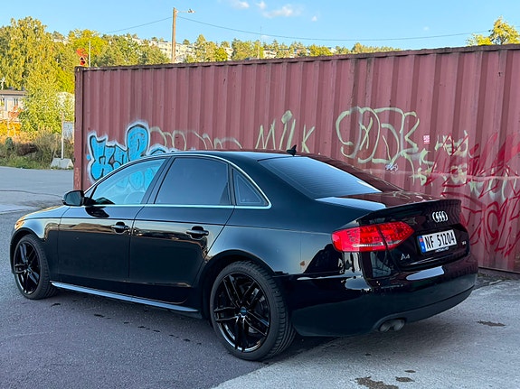 Audi A4 17 of 30