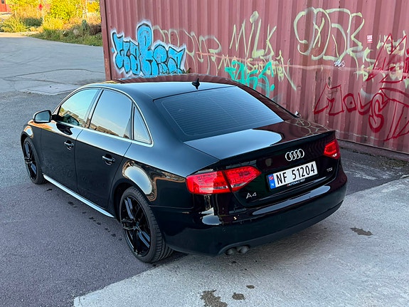 Audi A4 21 of 30