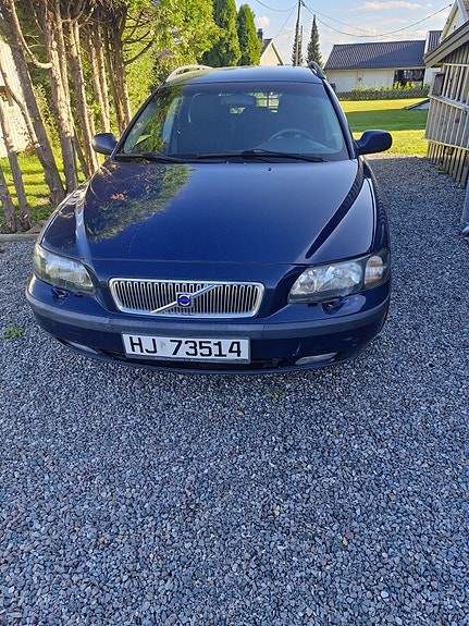 Volvo V70 15 of 16