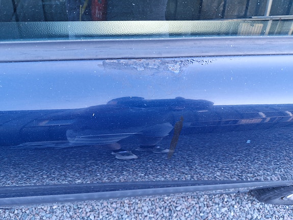 Volvo V70 13 of 16