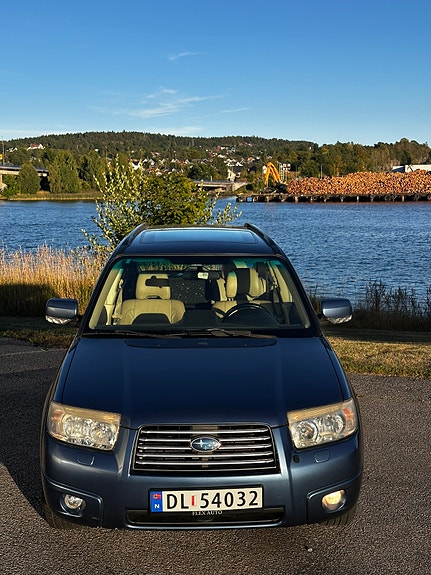 Subaru Forester 5 of 15