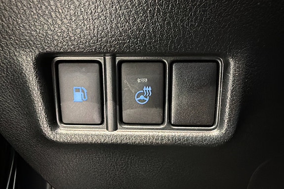 Toyota C-HR 25 of 28