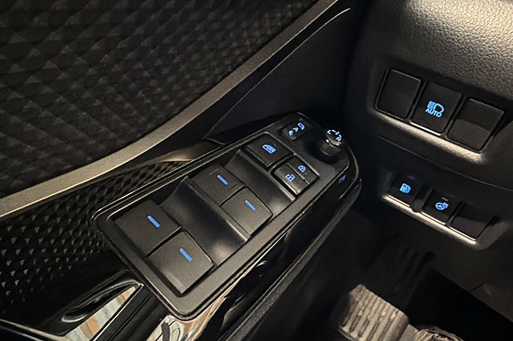 Toyota C-HR 24 of 28