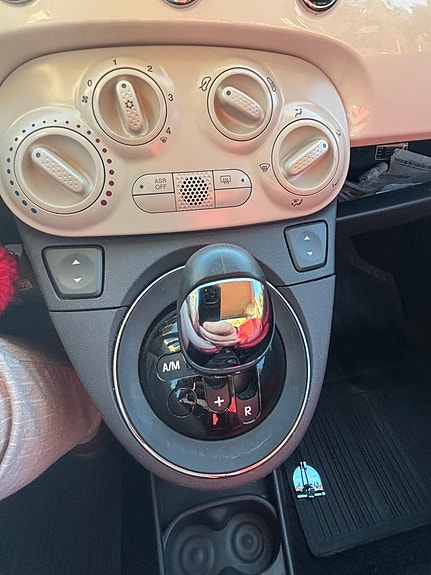 Fiat 500C 8 of 21