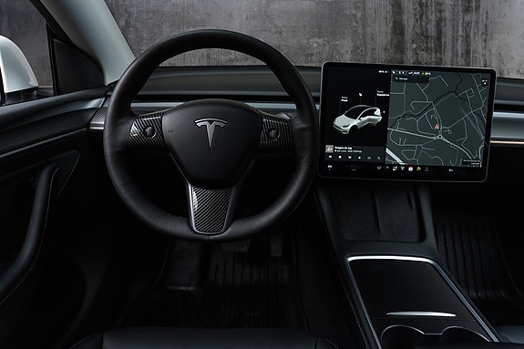 Tesla Model Y 30 of 30