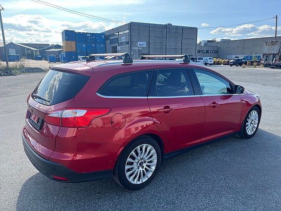 Ford Focus 7 of 30