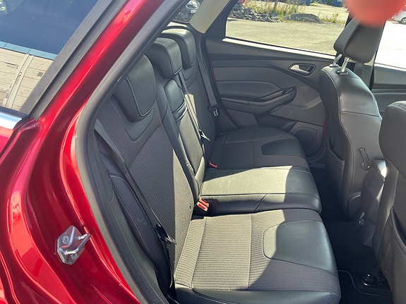 Ford Focus 20 of 30
