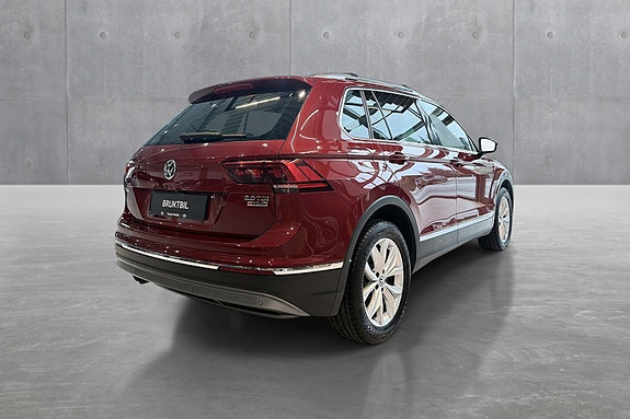 Volkswagen Tiguan 5 of 25