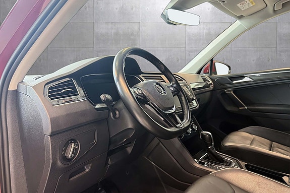 Volkswagen Tiguan 10 of 25