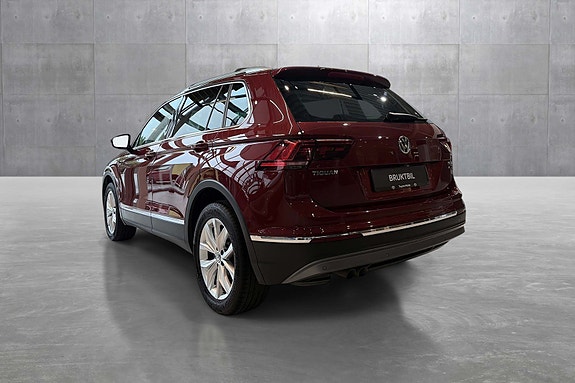 Volkswagen Tiguan 3 of 25