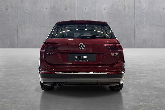 Volkswagen Tiguan 4 of 25