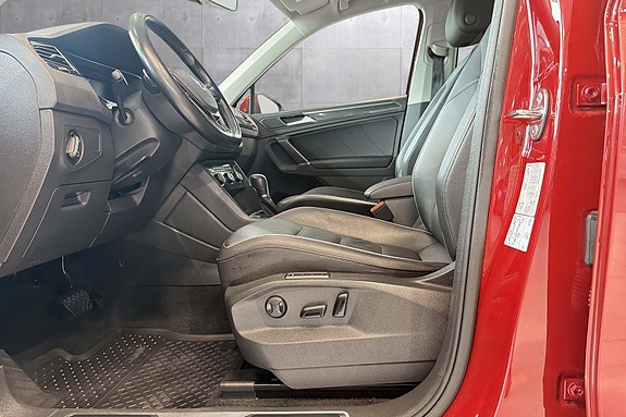 Volkswagen Tiguan 9 of 25