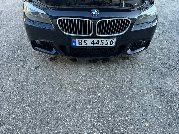 BMW 520d 4 of 10