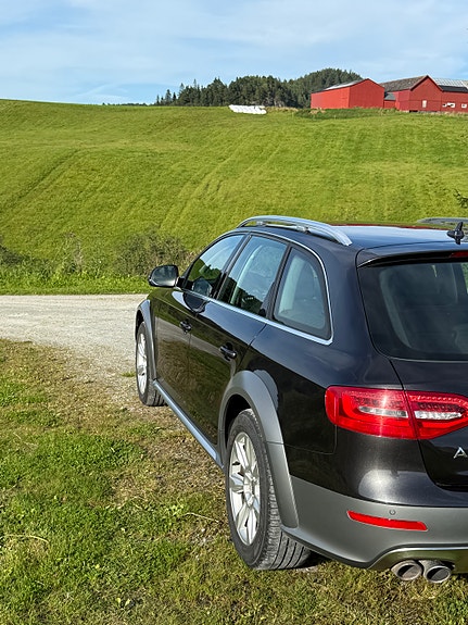 Audi A4 allroad 5 of 24