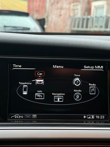 Audi A4 allroad 14 of 24