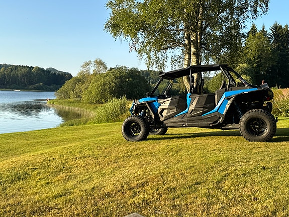 Polaris Ranger RZR 3 of 8