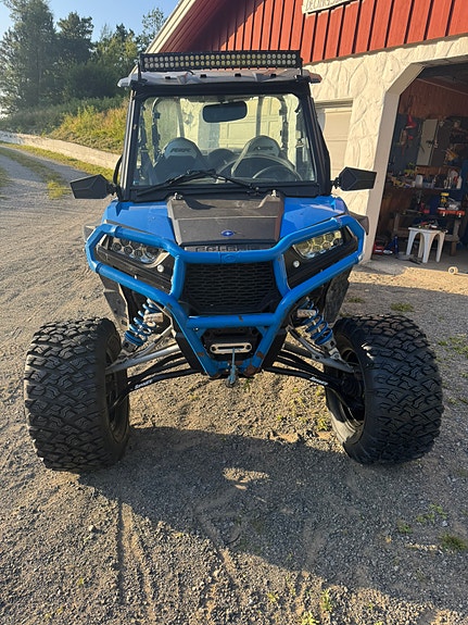 Polaris Ranger RZR 8 of 8