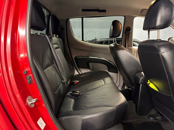 Mitsubishi L200 17 of 23