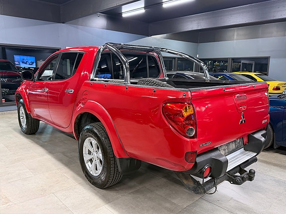 Mitsubishi L200 4 of 23