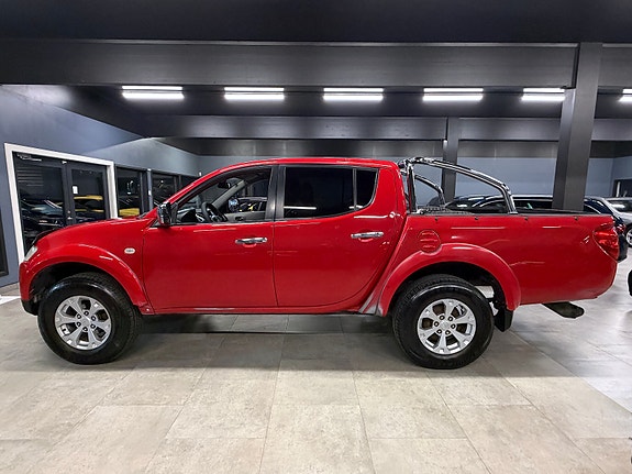 Mitsubishi L200 3 of 23