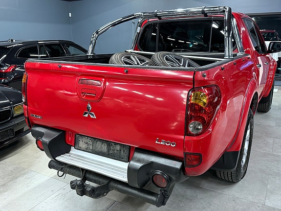 Mitsubishi L200 7 of 23