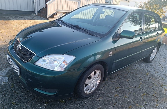 Toyota Corolla 3 of 16