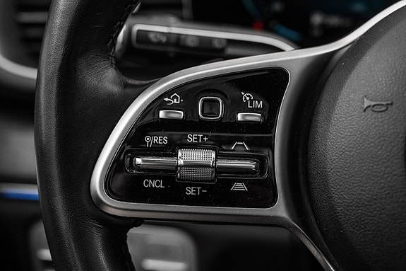 Mercedes-Benz GLS400 d 19 of 30