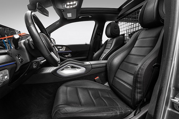 Mercedes-Benz GLS400 d 12 of 30