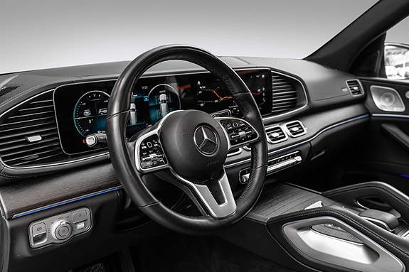 Mercedes-Benz GLS400 d 11 of 30