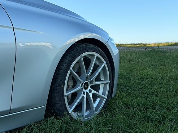 BMW 335i 12 of 21
