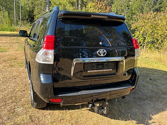 Toyota Land Cruiser 15 of 30