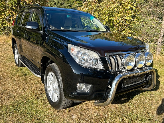 Toyota Land Cruiser 28 of 30