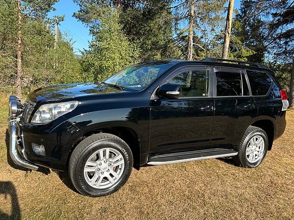Toyota Land Cruiser 5 of 30