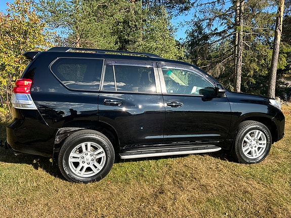 Toyota Land Cruiser 21 of 30