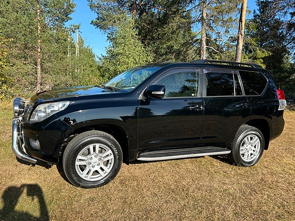 Toyota Land Cruiser 6 of 30