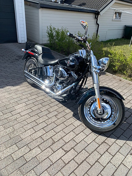 Harley-Davidson FLSTF Fat Boy 4 of 7