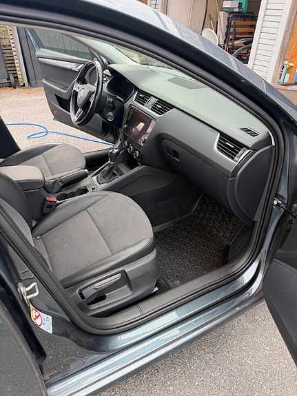 Skoda Octavia 7 of 30