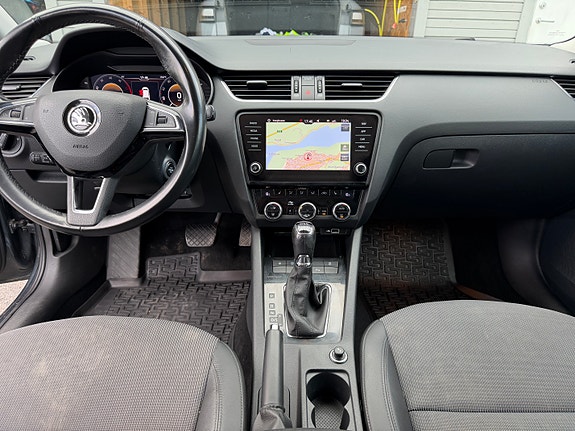Skoda Octavia 18 of 30