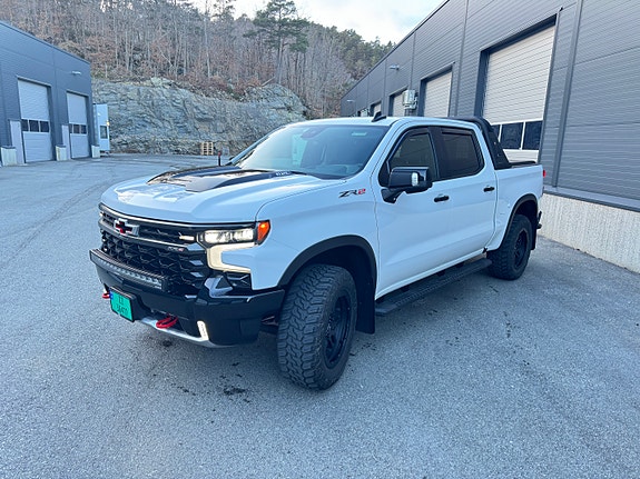 Chevrolet Silverado 1500 11 of 30