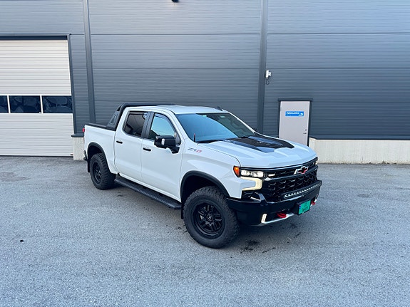 Chevrolet Silverado 1500 17 of 30