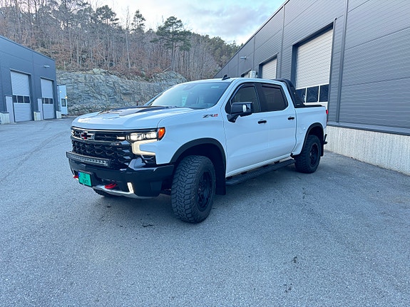 Chevrolet Silverado 1500 6 of 30