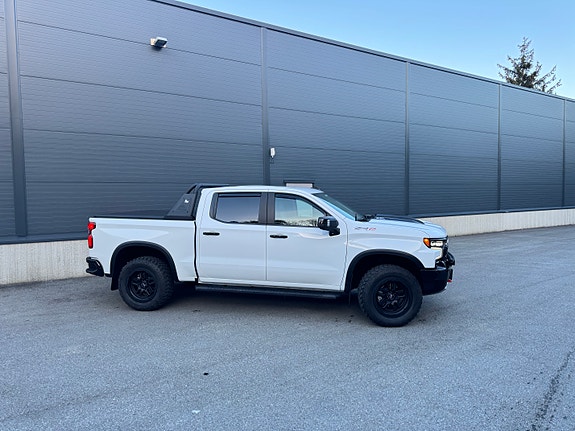 Chevrolet Silverado 1500 9 of 30