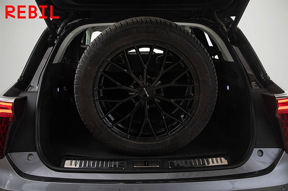 Hongqi E-HS9 16 of 30