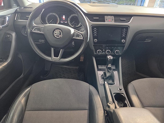Skoda Octavia 10 of 12