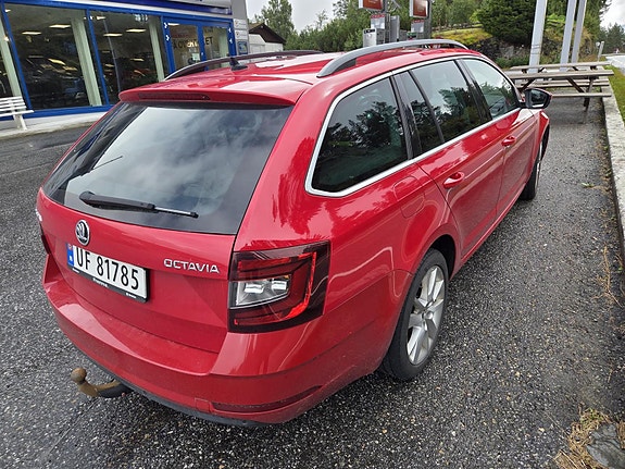 Skoda Octavia 5 of 12