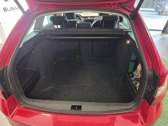 Skoda Octavia 8 of 12