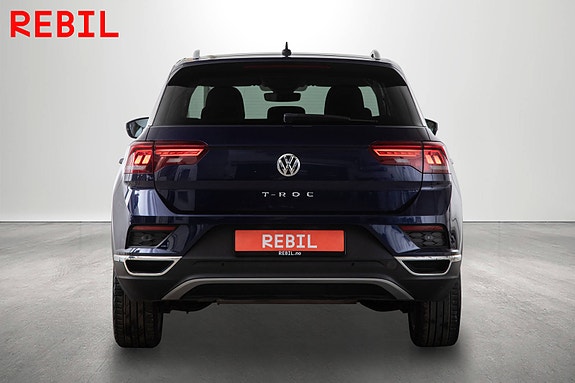 Volkswagen T-Roc 6 of 26