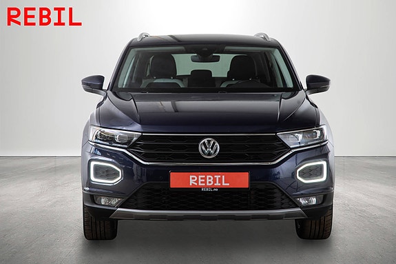 Volkswagen T-Roc 3 of 26