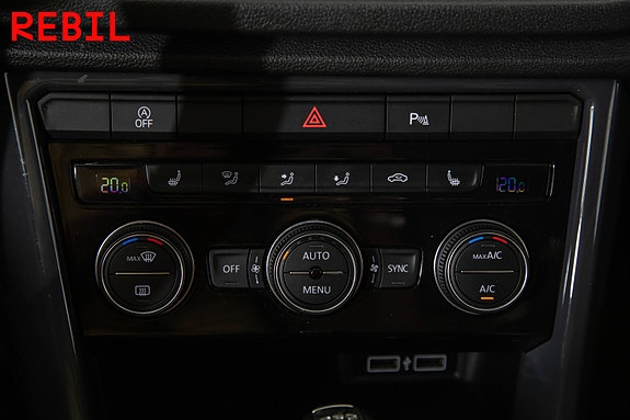 Volkswagen T-Roc 18 of 26