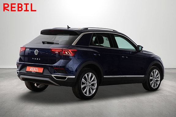 Volkswagen T-Roc 7 of 26